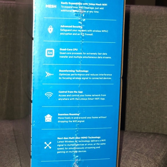 Linksys AC2200 20+ Device WiFi 5 Router - Picture 6 of 8